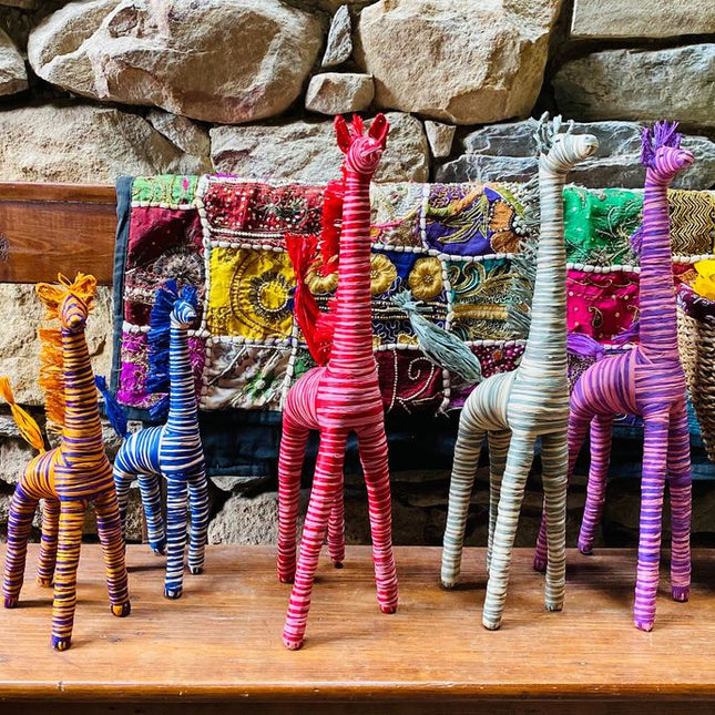 Handmade Raffia Ribbon Giraffes – Kenya