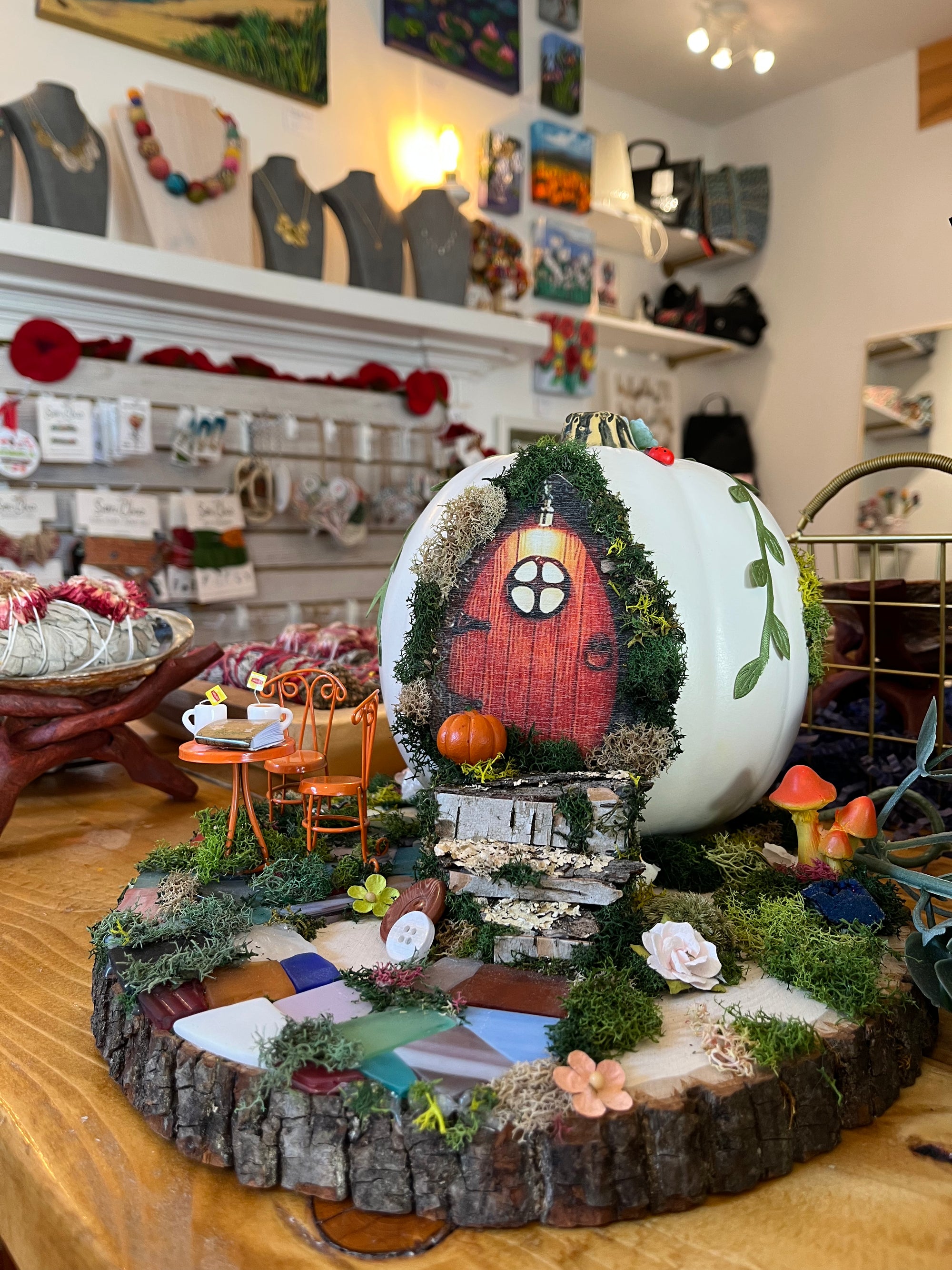 Cozy Pumpkin Fairy House🧚🎃