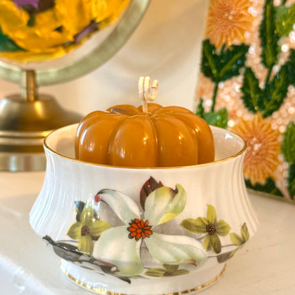 Maison Lumière ~ Vintage Dogwood ~ Autumn Harvest Candle