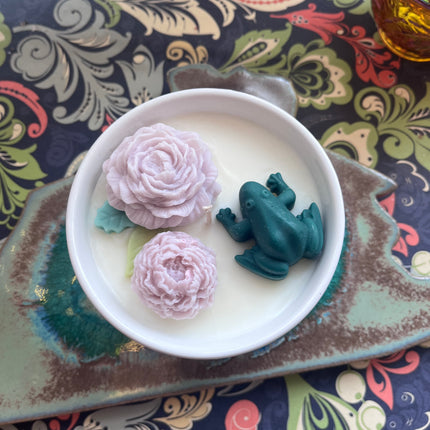 Honeysuckle & Jasmine Candle