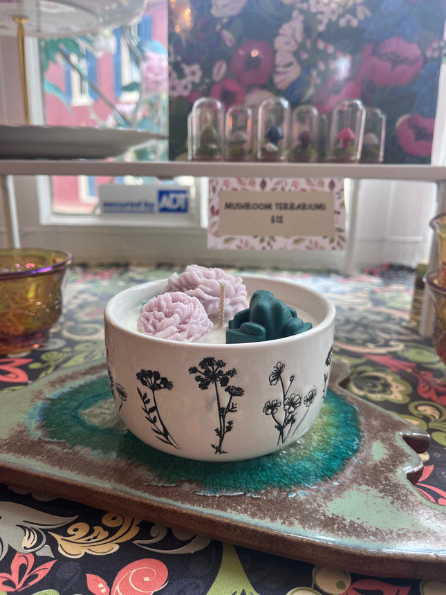 Honeysuckle & Jasmine Candle