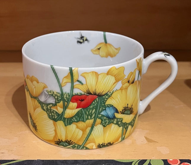 Vintage China — Papaveri Teacup by Taitu