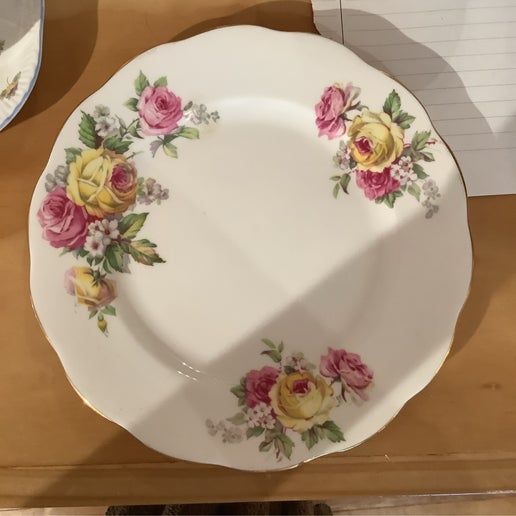 Vintage China ~ Manor Roses By Queen Anne