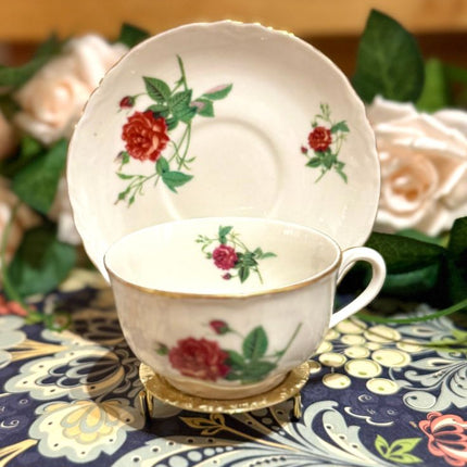 Vintage China ~ Royal China 22krt Gold