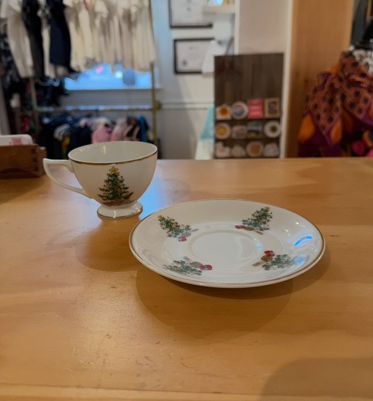 Vintage China ~ Lefton China, Christmas Tree