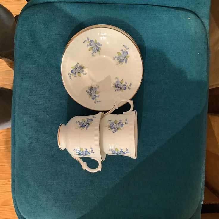 Vintage China ~ MJE2 By Majestic Choice