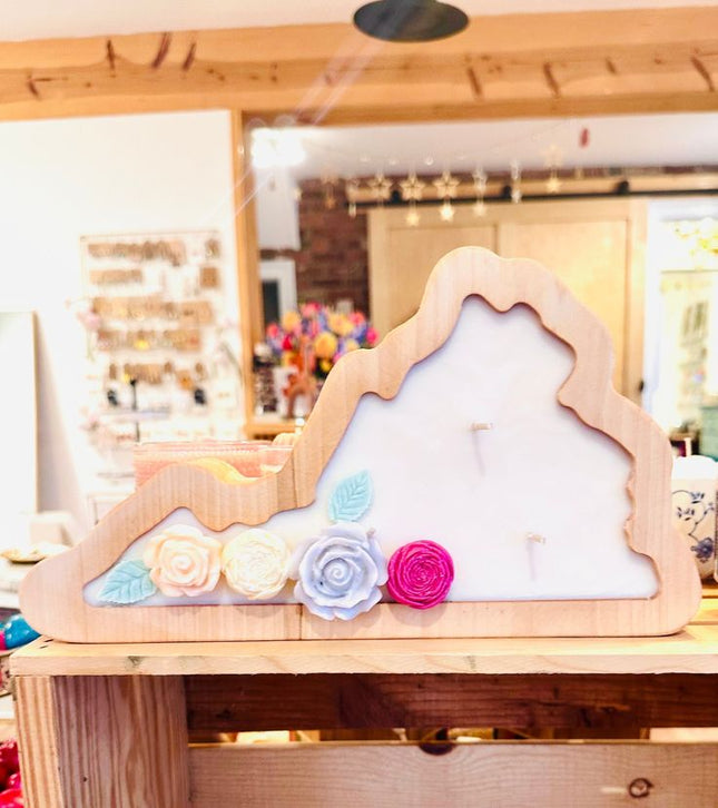 Virginia State Wooden Bowl Candle – Apples & Cinnamon 🍎✨